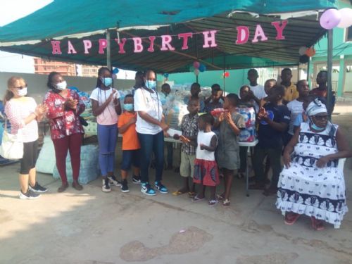 Tennis Star Naa Mckorley donates to Teshie Children's Home