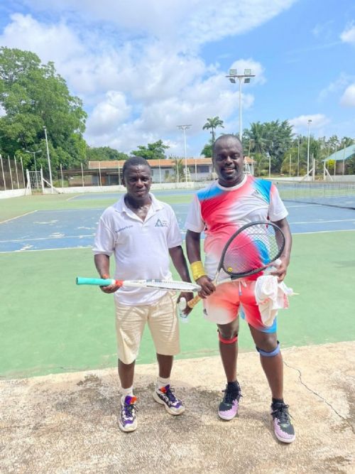 4 Garrison Officers Mess Tennis Club  thumps VRA Tennis Club